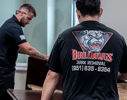 bulldawgs-junk-removal-shirt-min